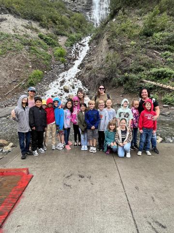 Our 3rd grade classes had a really fun fieldtrip yesterday.  They were able to hike in Provo Canyon and see Bridal Veil Falls.  Then they went to the Bean Museum at BYU and got to see all the different animals, reptiles, fish and insects there.