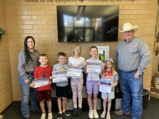 Larsen Elementary 's Reading Rodeo Challenge Winners were announced today.  We are so proud of our students and all of their minutes that they read.  The following are the winners from each grade level: