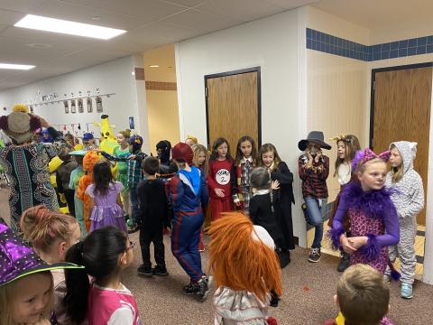 Halloween is the favorite holiday here at Larsen Elementary.  Our parade was filled with witches, super heros,  princesses and so much more.  Our Halloween family night was a huge success too.  Thank you to all that supported and helped us make this a "spook"tacular day!