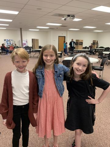 Larsen has some pretty great scientists.  These three girls participated at the district level science fair yesterday.  Evey Gibson and Olivia Jensen received Honors for their project and Reese Knotts received High Honors. They are all moving on to CUSEF at BYU next month.  Good luck!