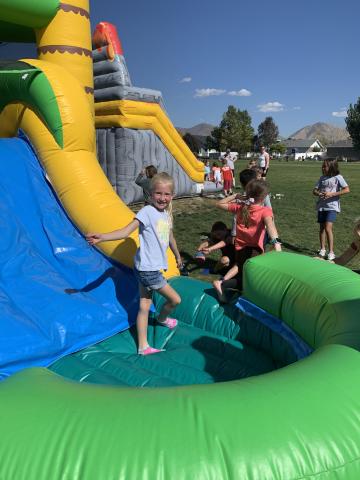 Thank you to our amazing PTA for another successful and exciting fun run. The kids ran their hearts out to meet their donation goals.  Each time they ran a lap they would receive a bracelet. We had a blast running and laughing together!