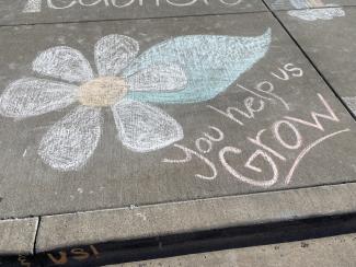 It was a wonderful surprise for our teachers and staff to walk into work and see all these beautiful chalk drawings.  Thank you to our Larsen families and to our PTA for showing teachers how appreciated they are!